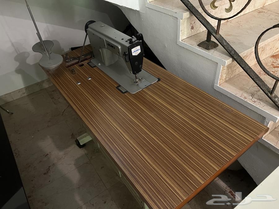 مكينة خياطة وتطريز للبيع64590777165185110