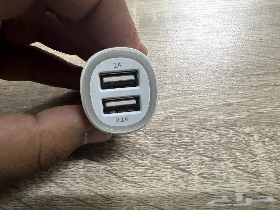 فيش شاحن يشحن ب السيارة64594565092994112