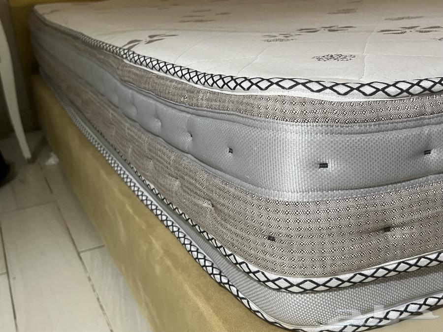 للبيع مرتبه طبيه مع لباد64593023323905114