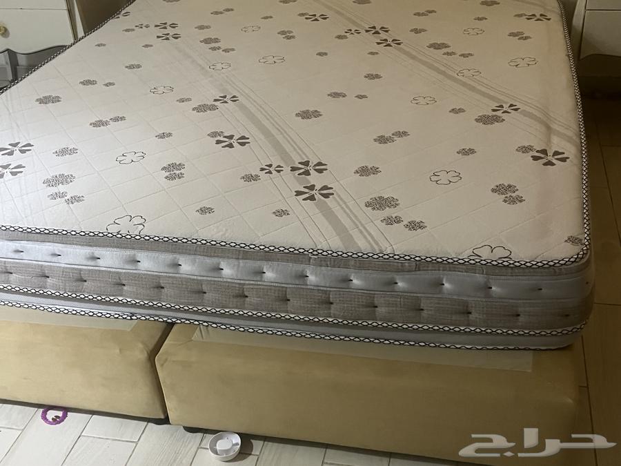 للبيع مرتبه طبيه مع لباد64593023323905113