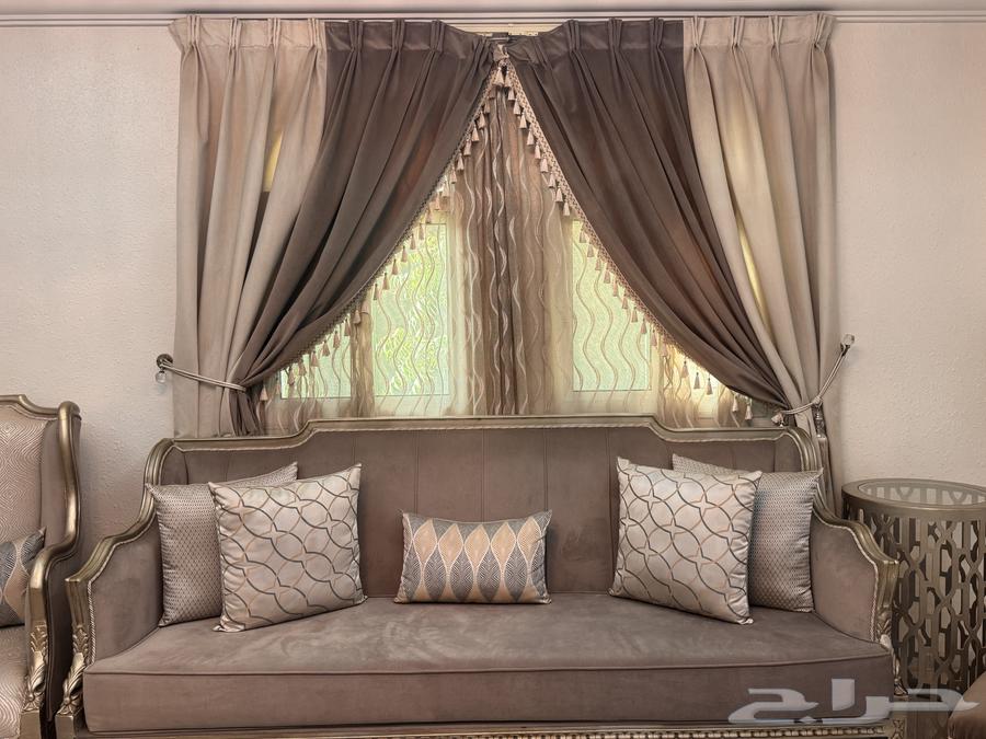 كنب مجلس مستعمل نظيف64594837832193112