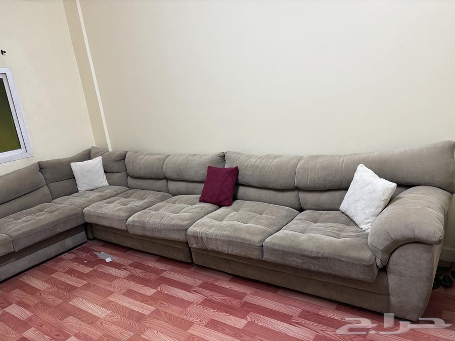 ركنه أمريكي بحالة جيده64594356738819114