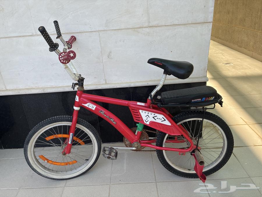 Clean red Rambo64592408331778112