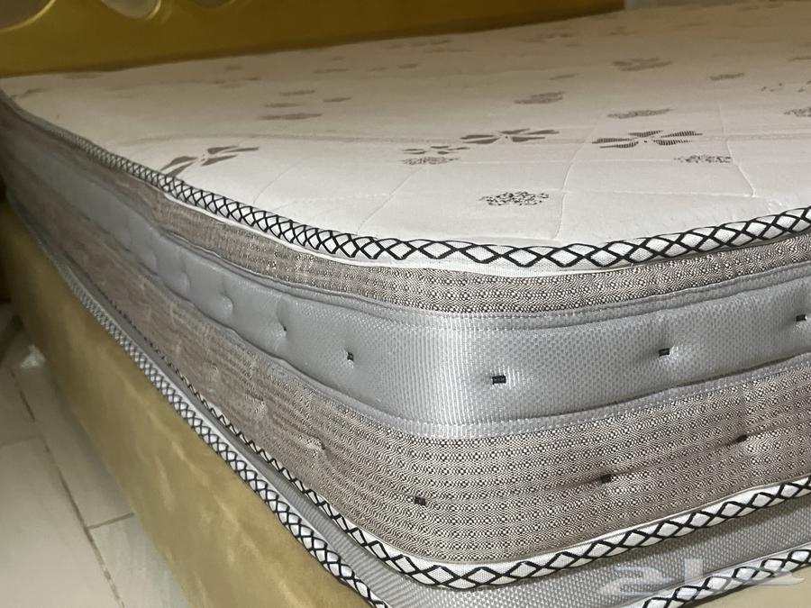 للبيع مرتبه طبيه مع لباد64593023323905110