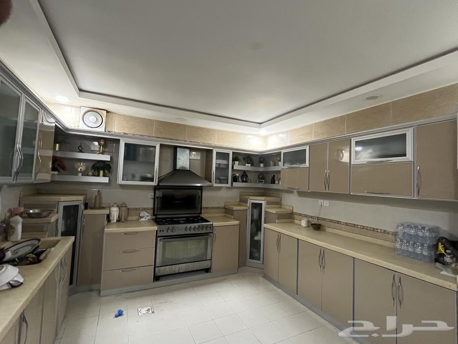 دولاب مطبخ بحاله ممتازه64594664000001111