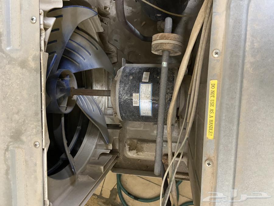 اعرض لكم مكيف نضيف للبيع سبب البيع محتاج اخو الجديد dora64590996013059111