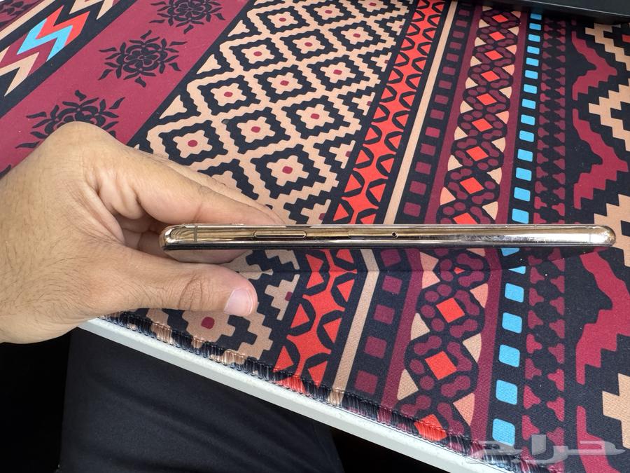 ايفون XS MAX 256 ذهبي64590414956035113