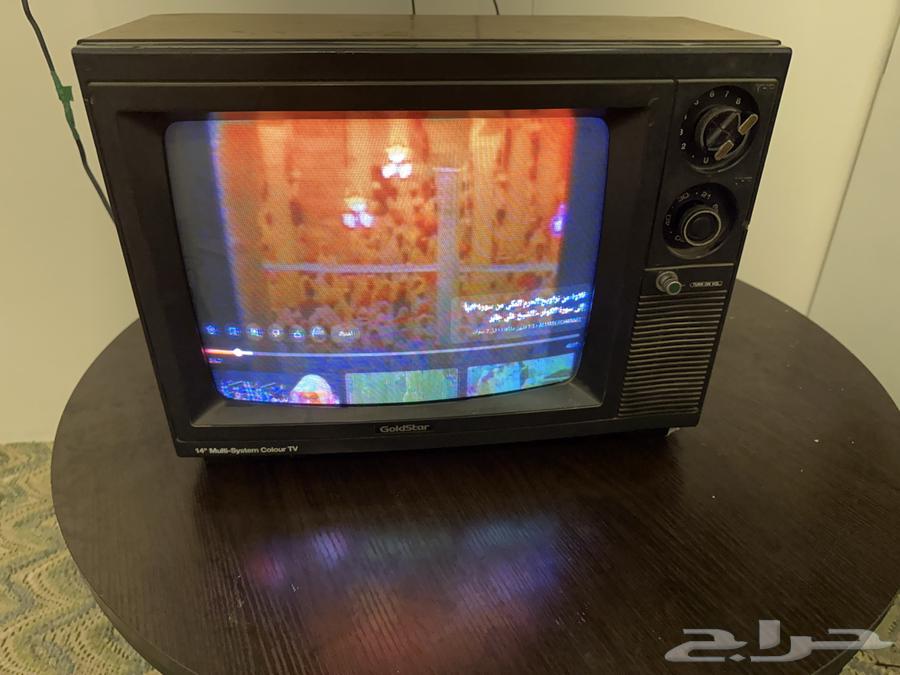 تلفزيون قديم64589092039297110