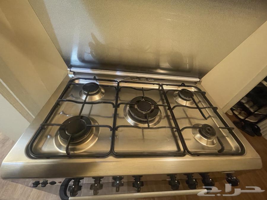 فرن للبيع جليم غاز 5عيون نظيف سبب بيعو اشتريت اكبر منو64595205840770112