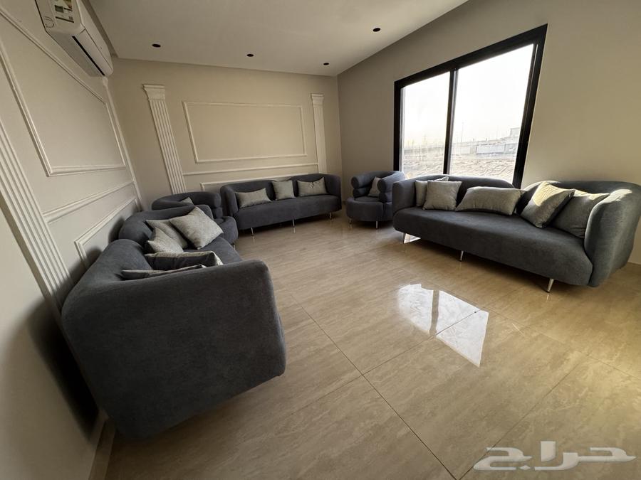 طقم كنب من 5 قطع موديل جديد اللون ازرق64594053826819110