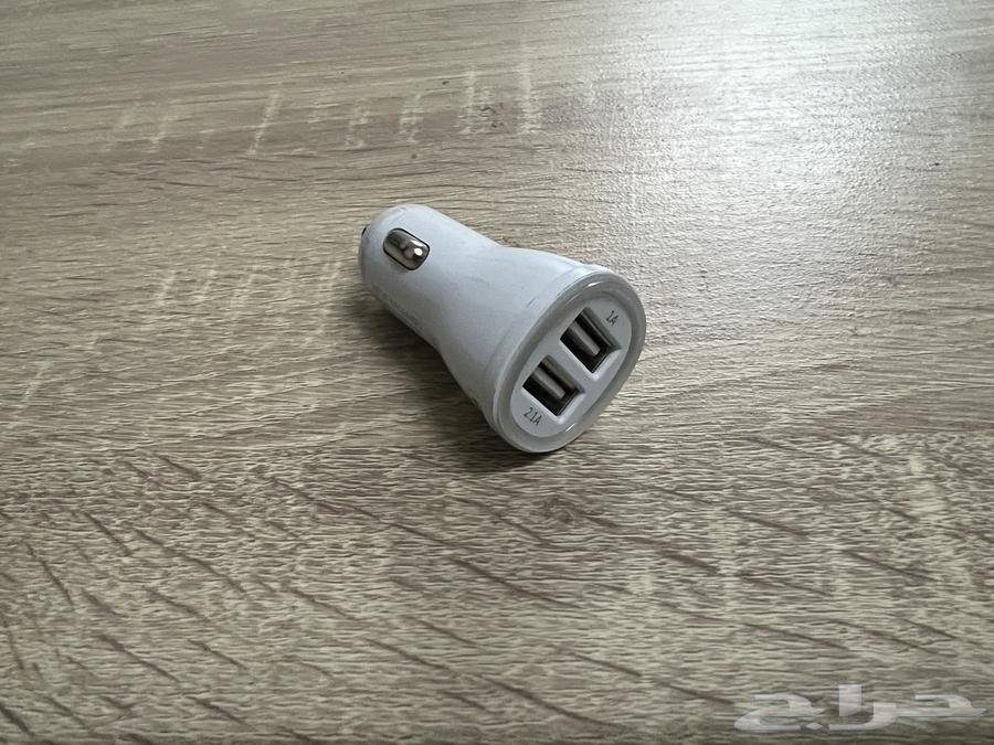 فيش شاحن يشحن ب السيارة64594565092994110