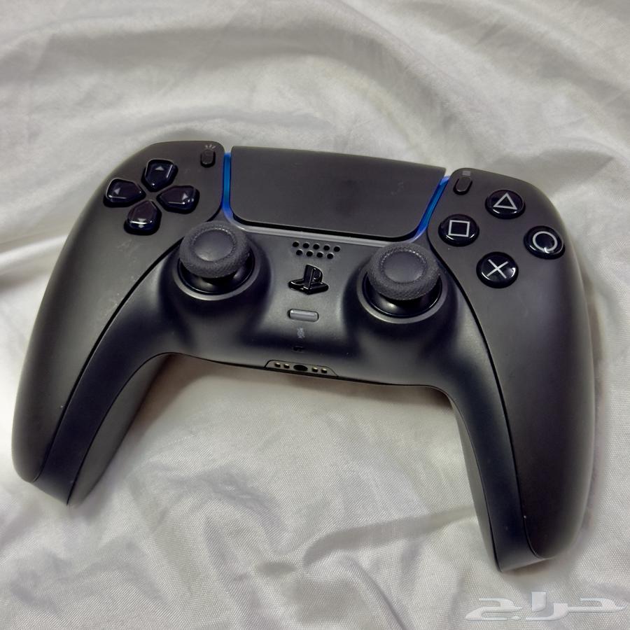 Sony 5 controller, brand new, very clean64588557290371111