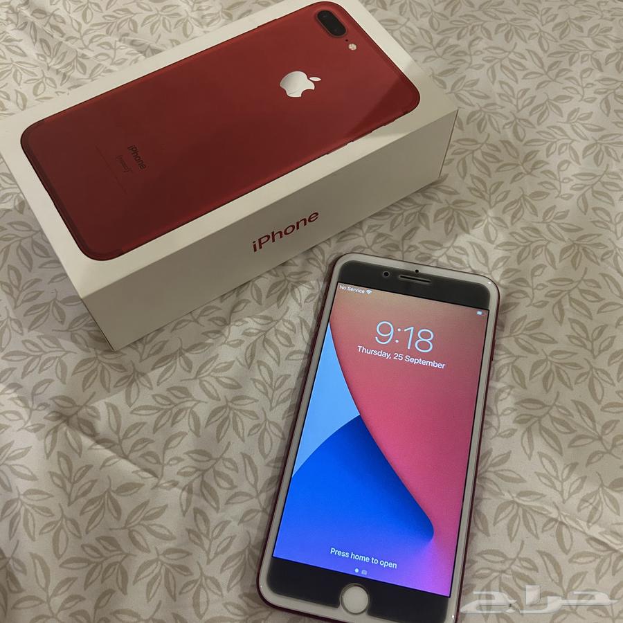 iPhone 7 Plus in pristine condition with rare red color and original box64595465201793112