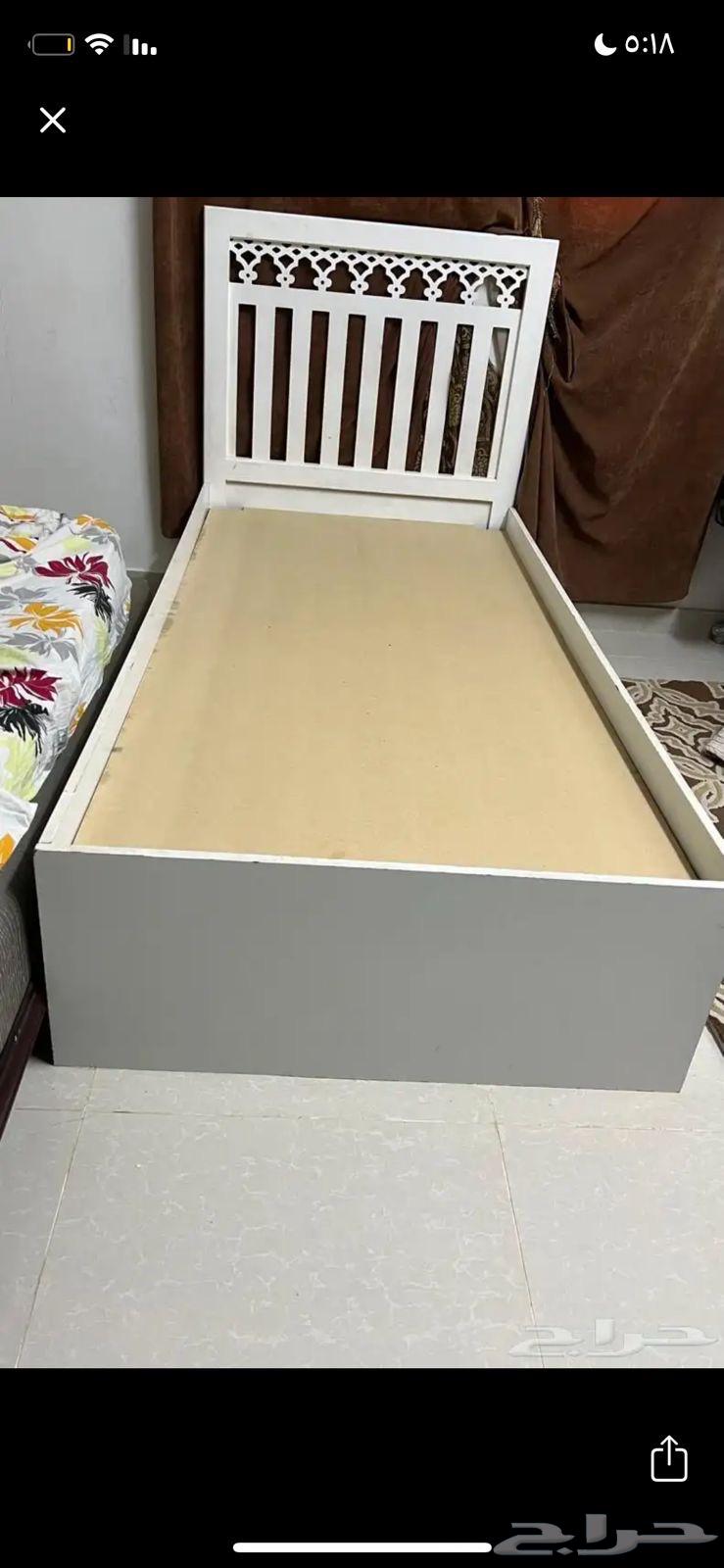 سرير بيع مستعجل64588322875393110