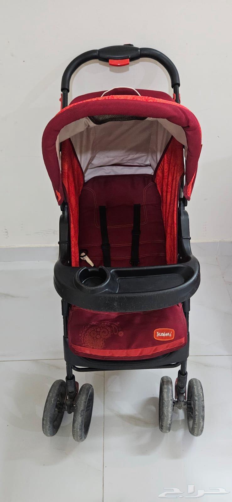 عربة اطفال ماركة جونيور من سنتربوينت بحالة جيدة جدا64592021424770110