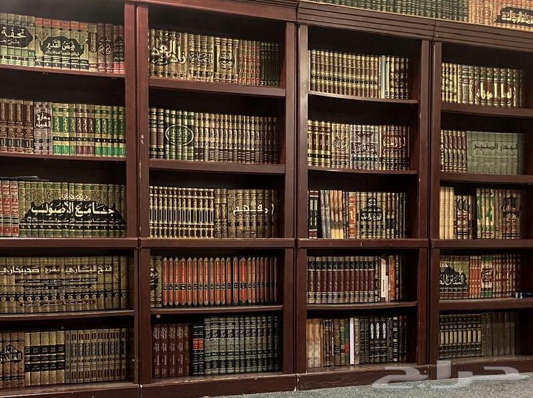 رفوف تخزين او كتب64588918333569110