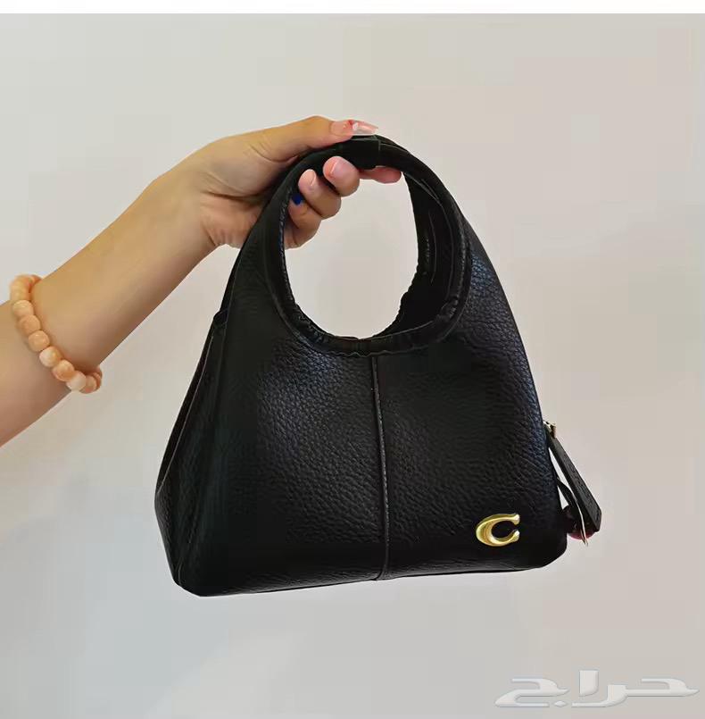 كوتش لانا64589104431746111