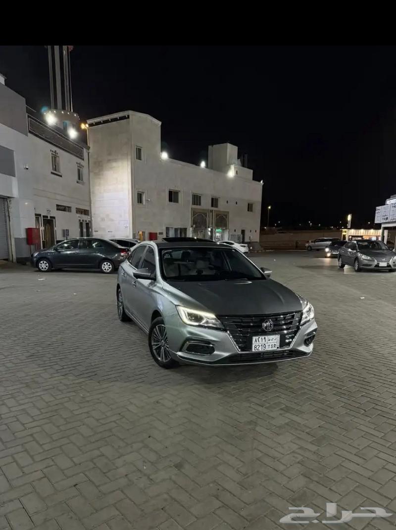 Delivery agent for Mecca, Jeddah, travel, school and university deliveries, and teachers64156907491971111
