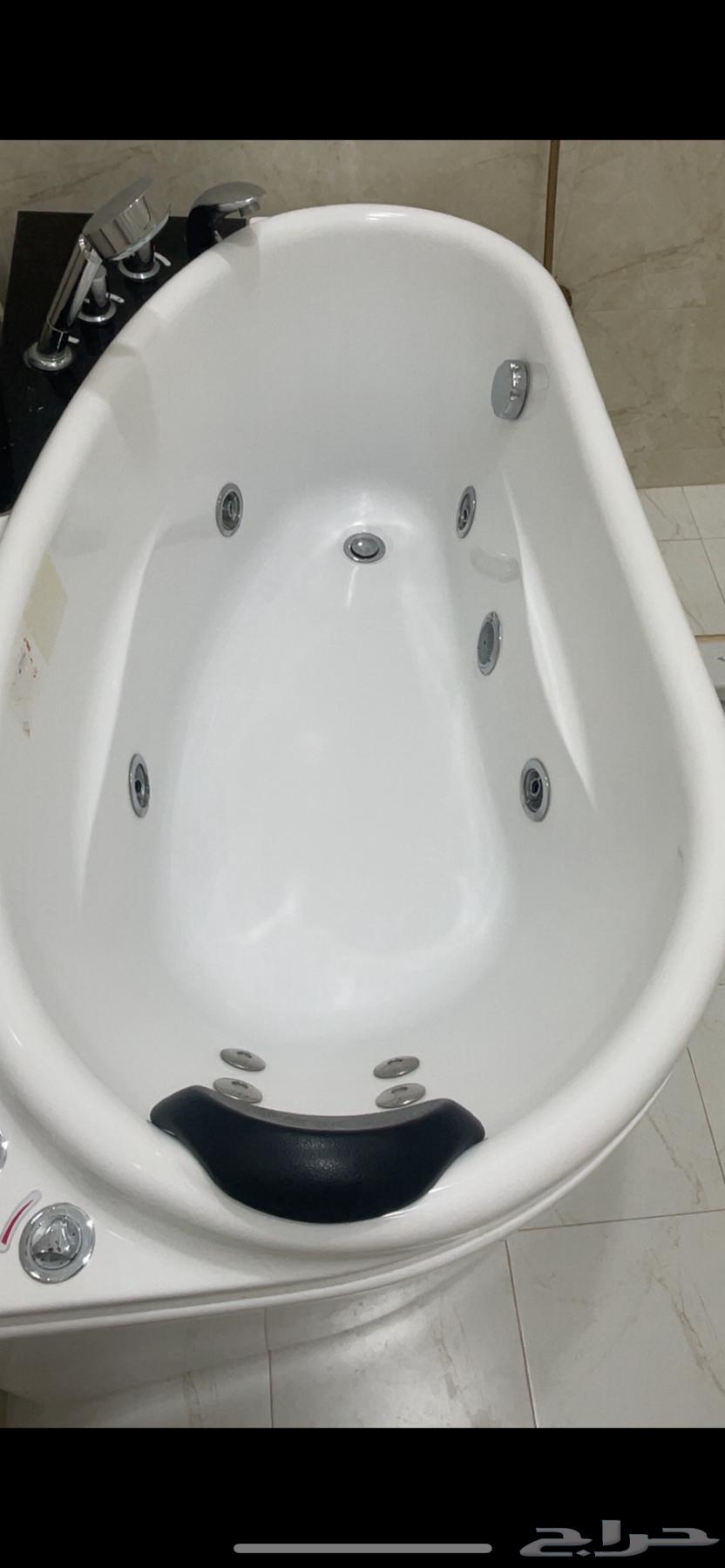 Lightly used jacuzzi 75 14064592600680579110