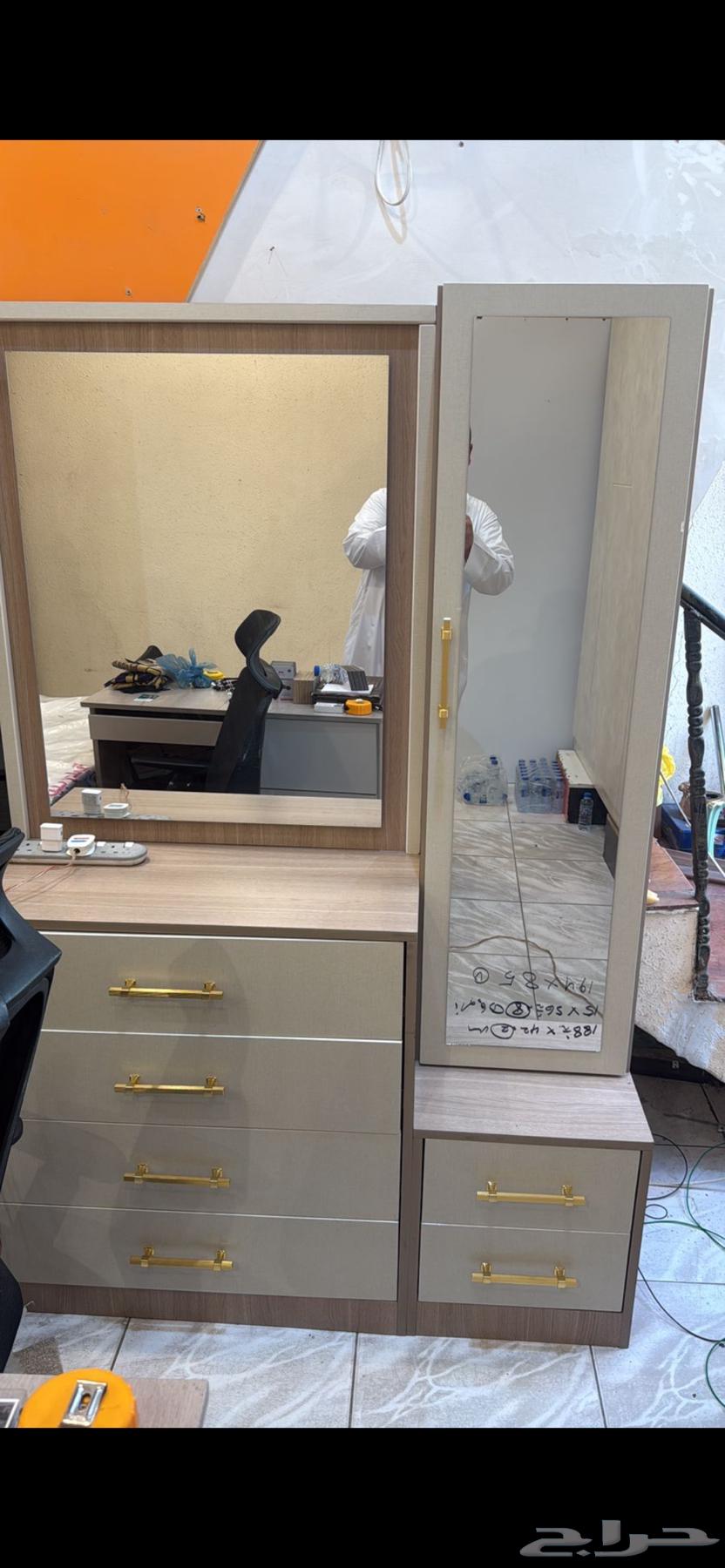 غرفة نوم كاملة مستخدمة شهر بحالة جديدة و غرفة معيشة حرف L64589005559554113