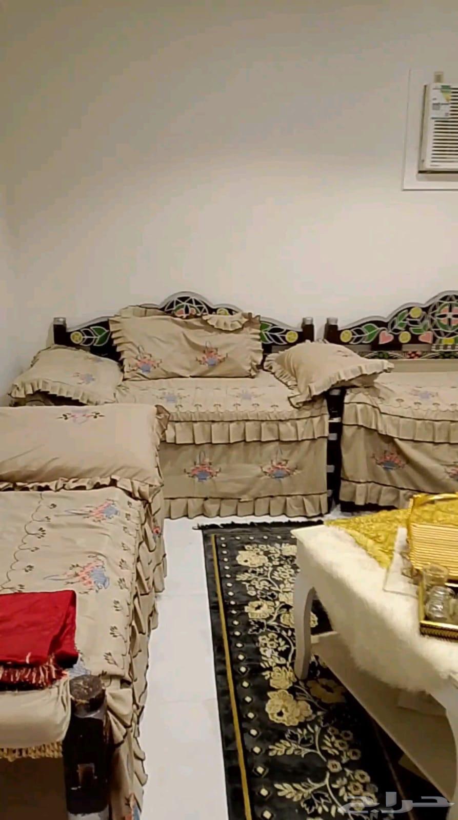 4 chairs for sale, used, clean, six months old, price 60064594319737218111