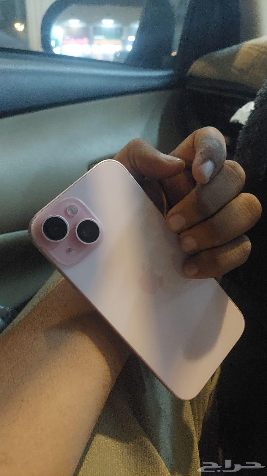 ايفون 15 ذاكره 128 بطاريه 10064594850129154111