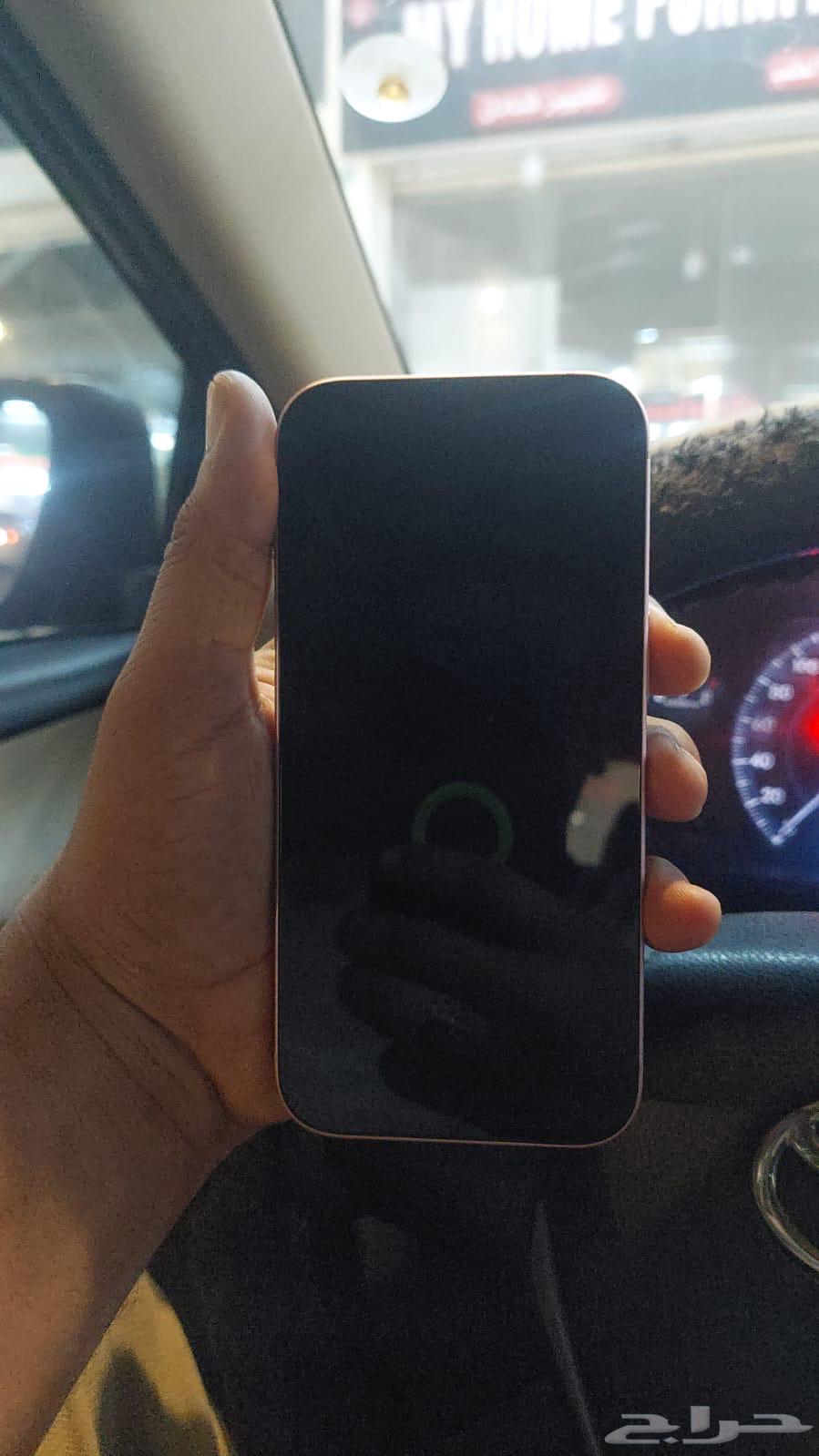 ايفون 15 ذاكره 128 بطاريه 10064594850129154112