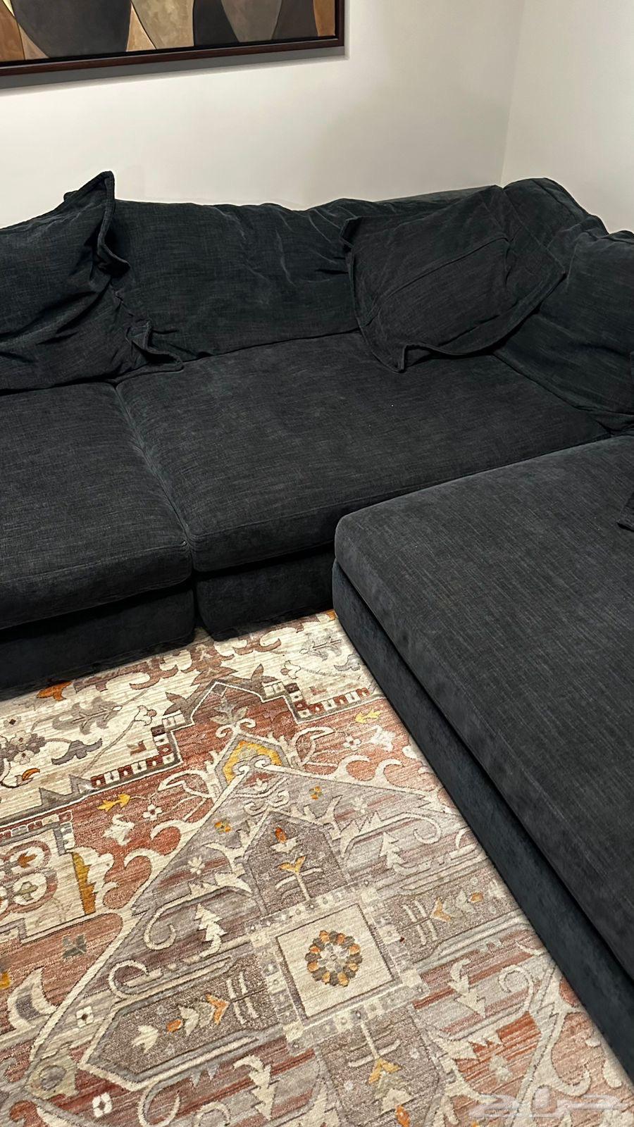 للبيع كنب أمريكي من ريش النعام استخدام 8 شهور64595156640258114