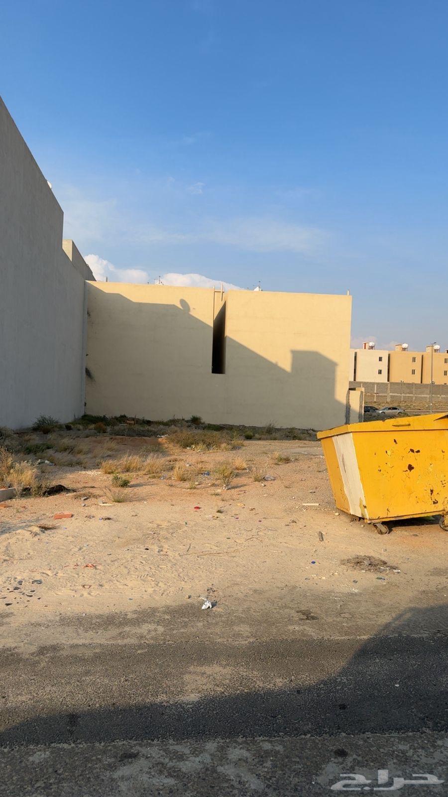 ارض للبيع