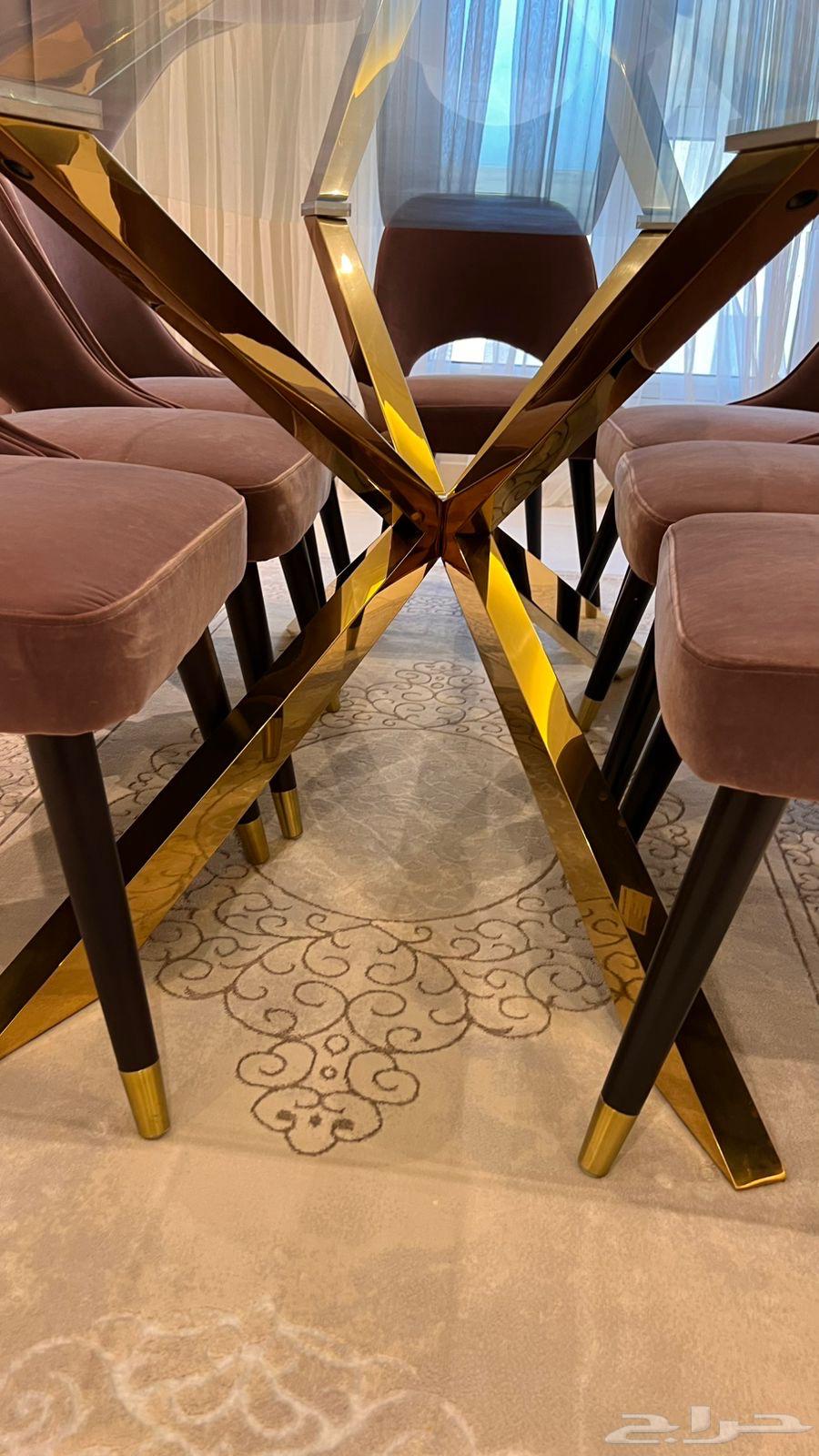 Dining table with 8 chairs64588718962561113