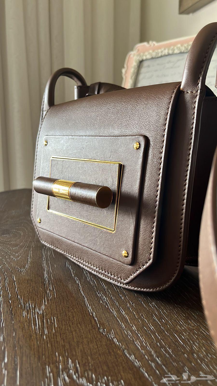 شنطه tomford سعر الشراء 4000 سعر البيع 100064594552871425113