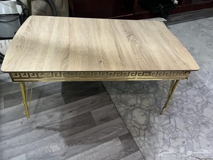 طاوله كبيره مع طاولتين جانبيه64588359719555110