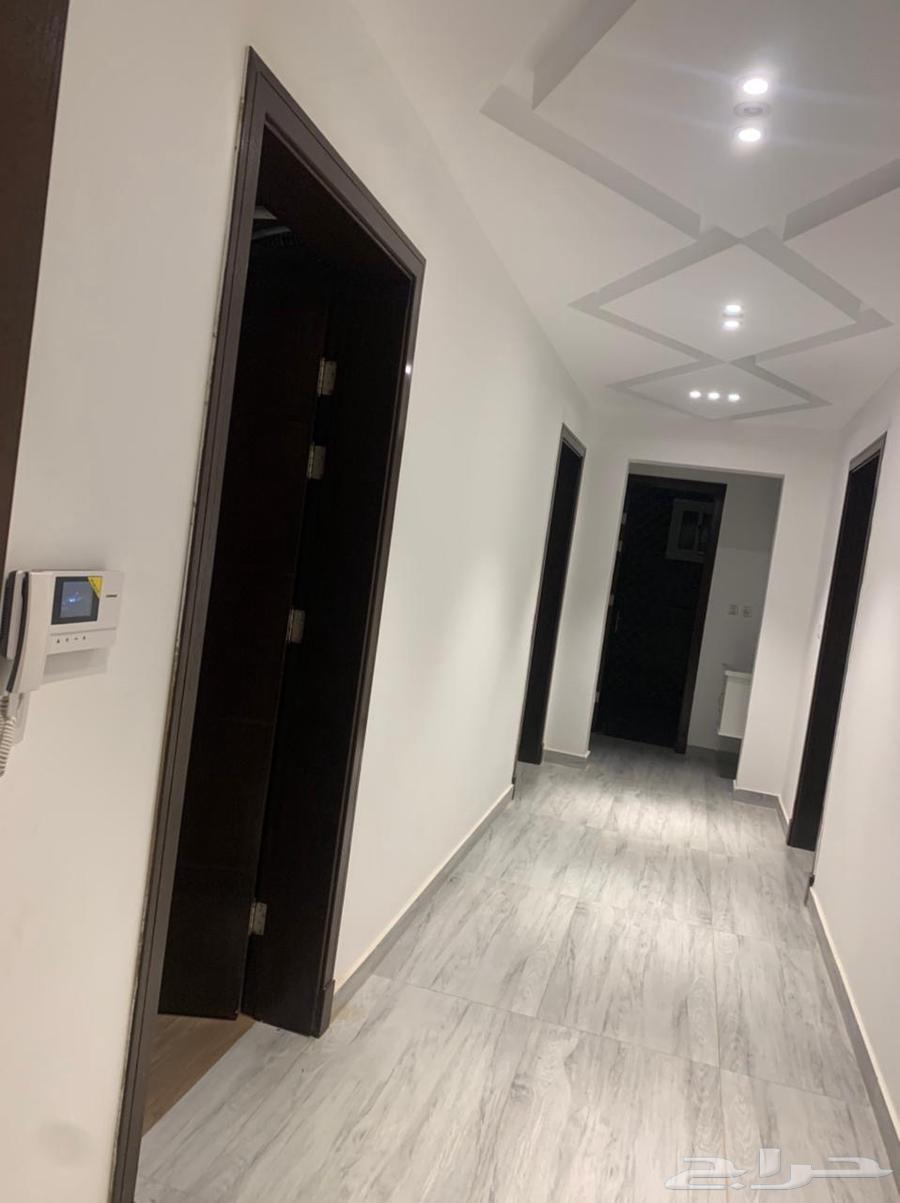 فيلا كامله بمساحة كبيرة ومستقله للايجار سكني تجاري بسعر خاص64372507093635113