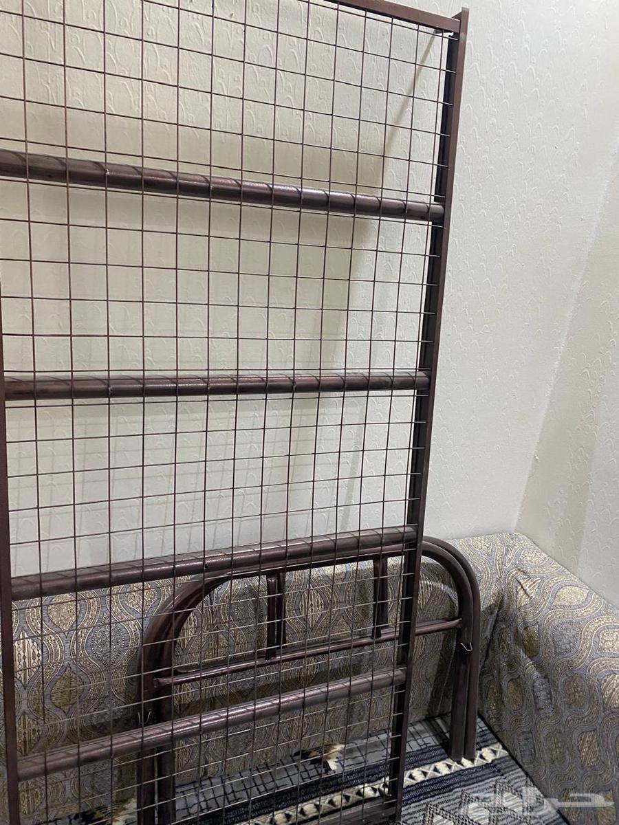 سرير خشب ودولاب خارجي64595022482946111