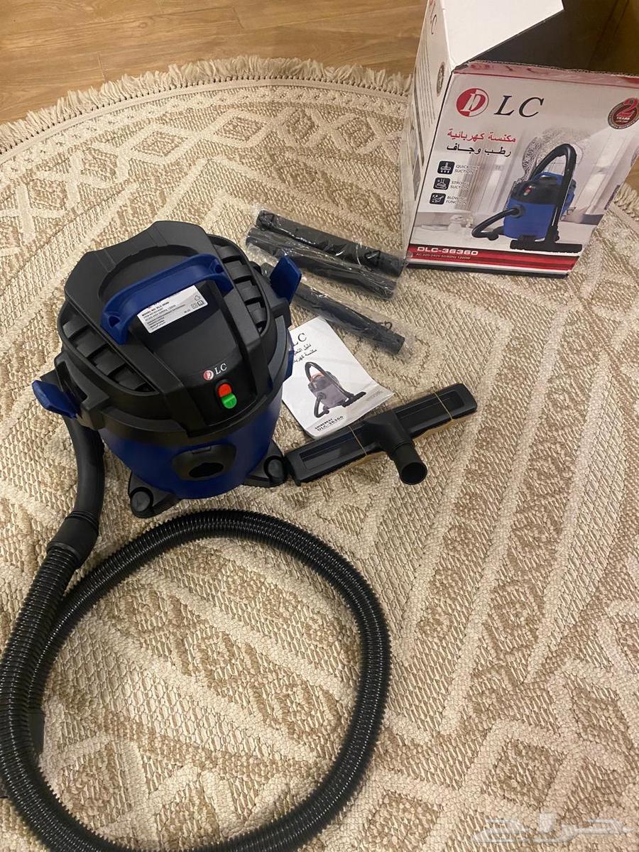 SilverDeluxe 1800-watt vacuum cleaner, dry and wet cleaning, new, two-year warranty64595354223361112