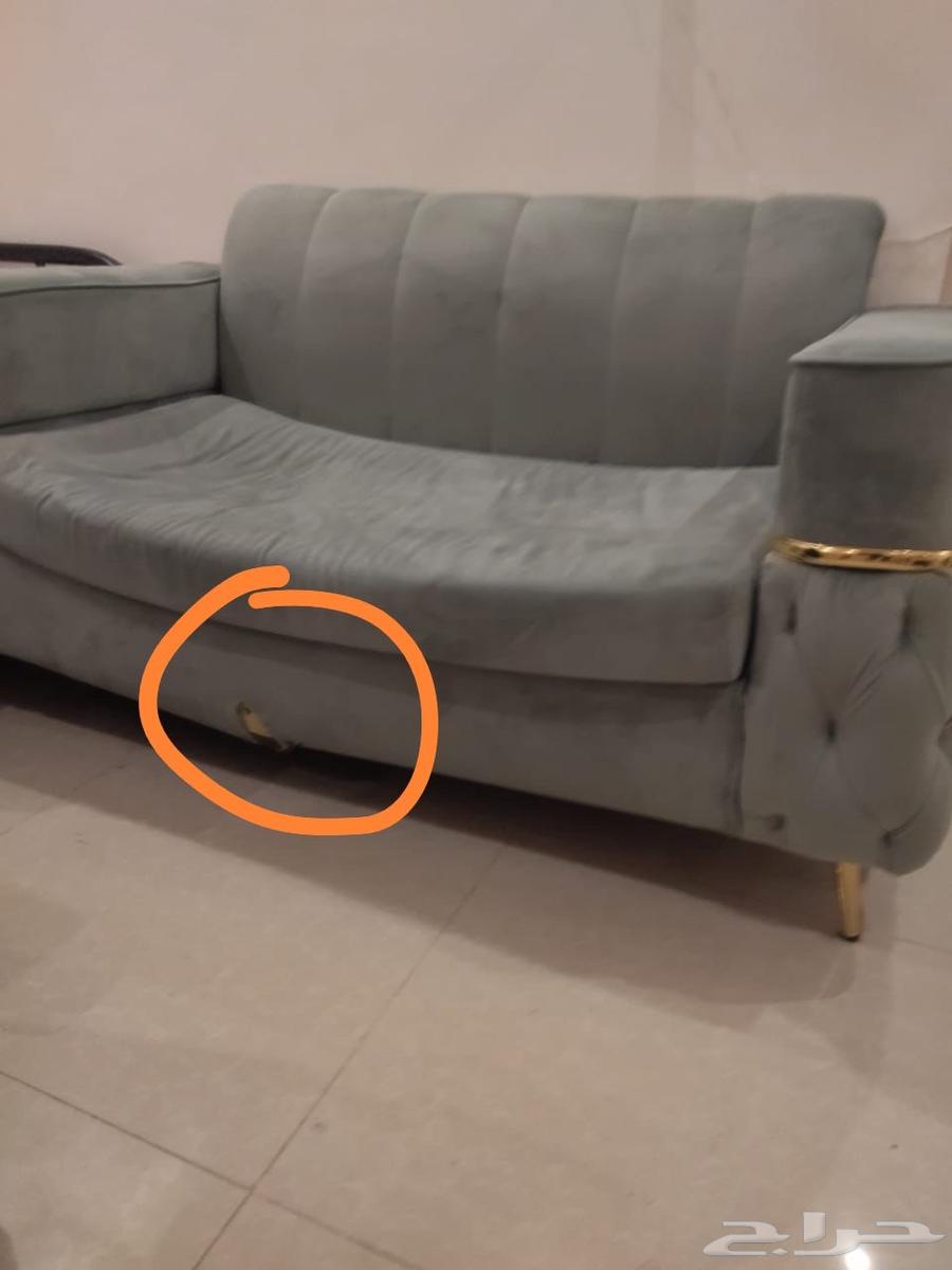 Sofa used for less than a year64593059144706113