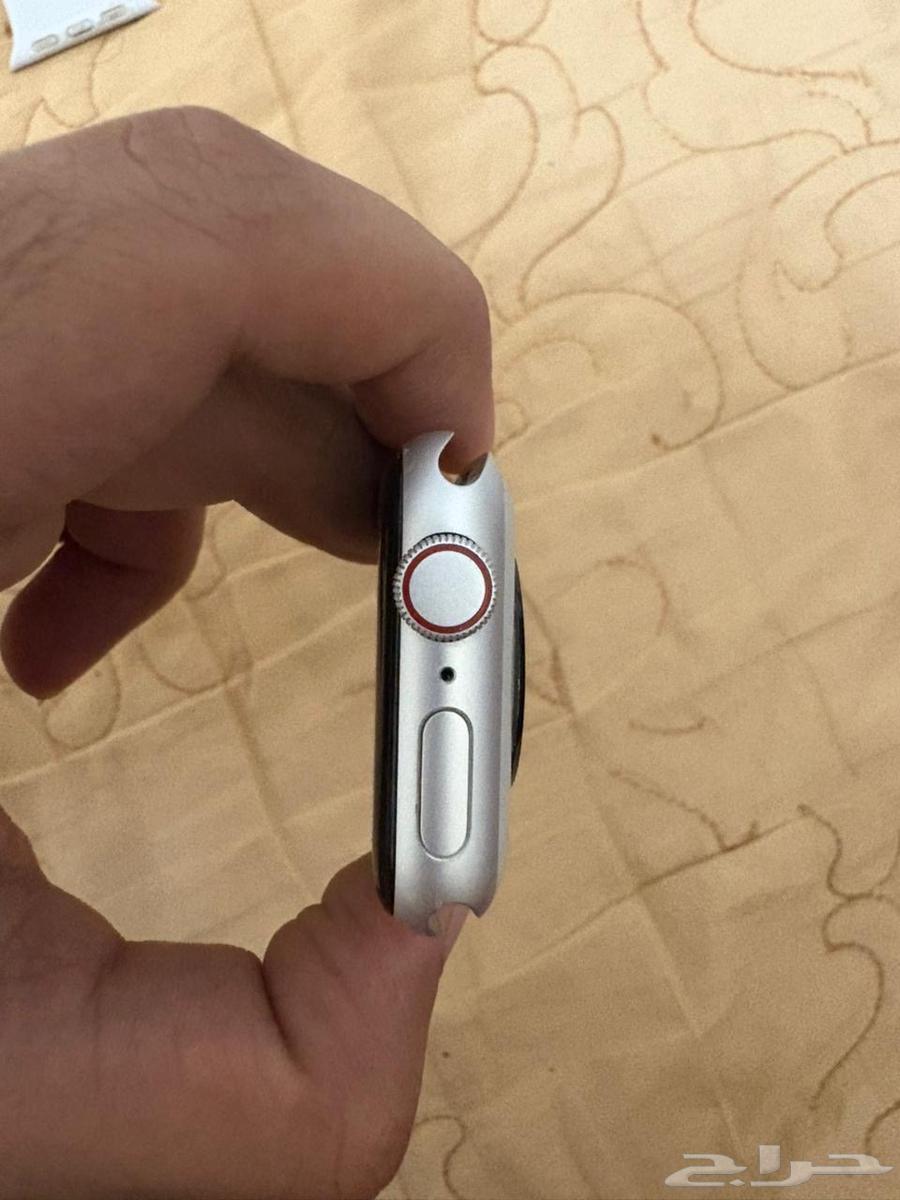 ساعه ابل واتش se 202364592648876163113