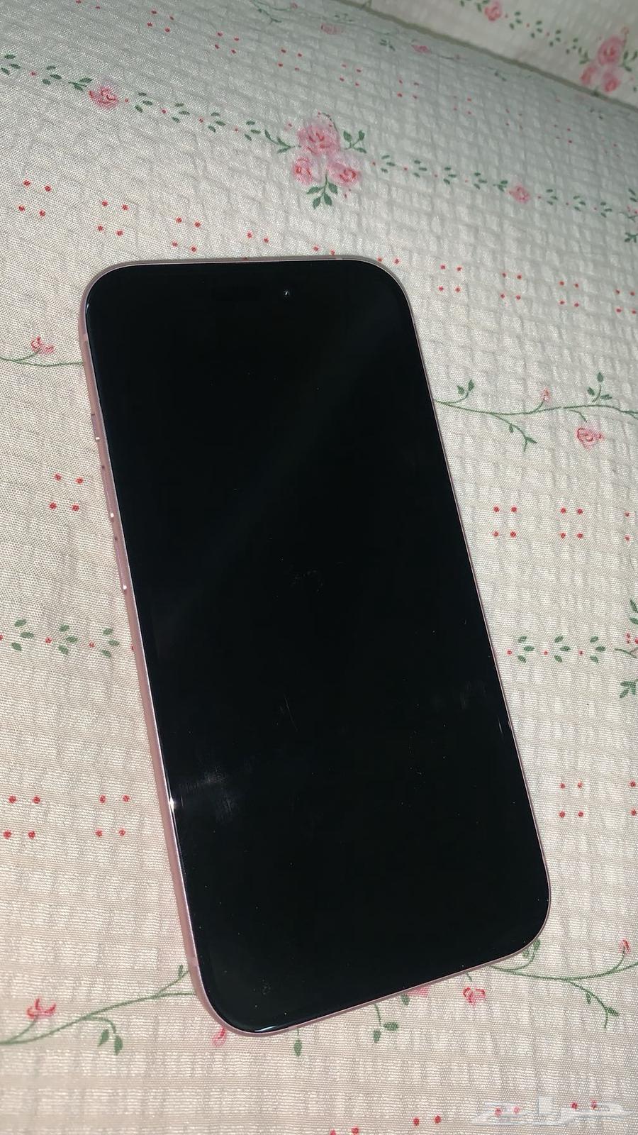 جوال آيفون 15 سعة 128 جيجا جديد استخدام 3 أيام مع 4 كفرات64597580817027113