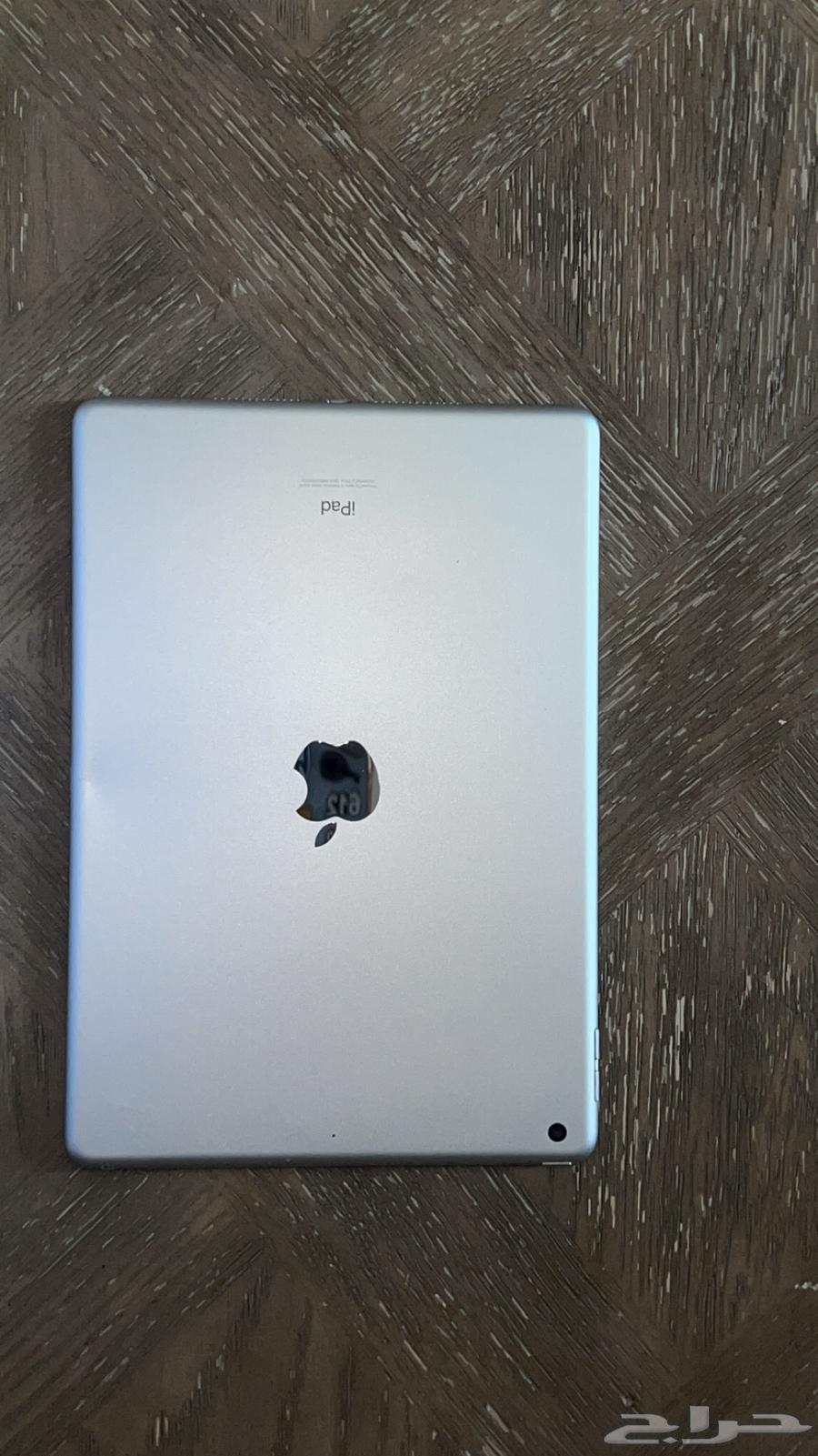 ايباد الجيل الثامن 128 بطاريه قويه64597715793026110