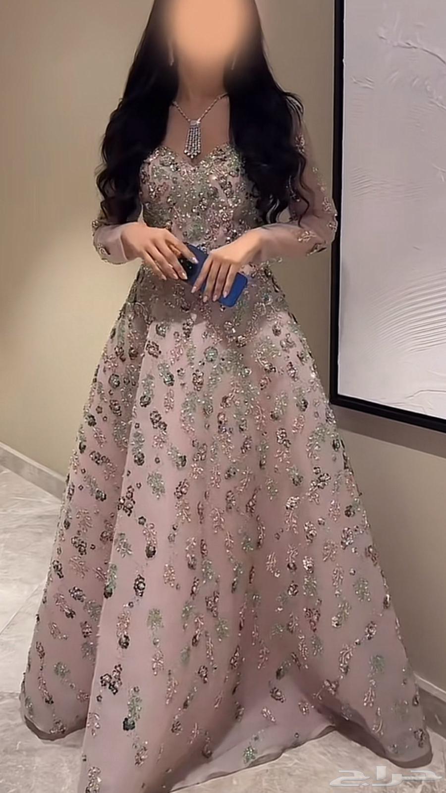 الوردي 1200 الأخضر 600 والأصفر 400 فستان64597261556865110