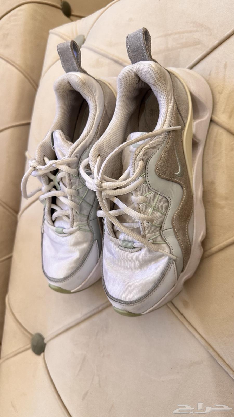 جزم نسائي ماركة نايك استخدام حشمة بسعر كويس64598215682051110