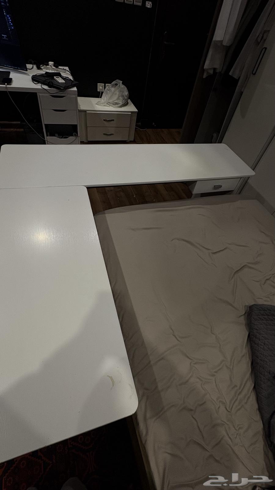 طاولة64597126974979112