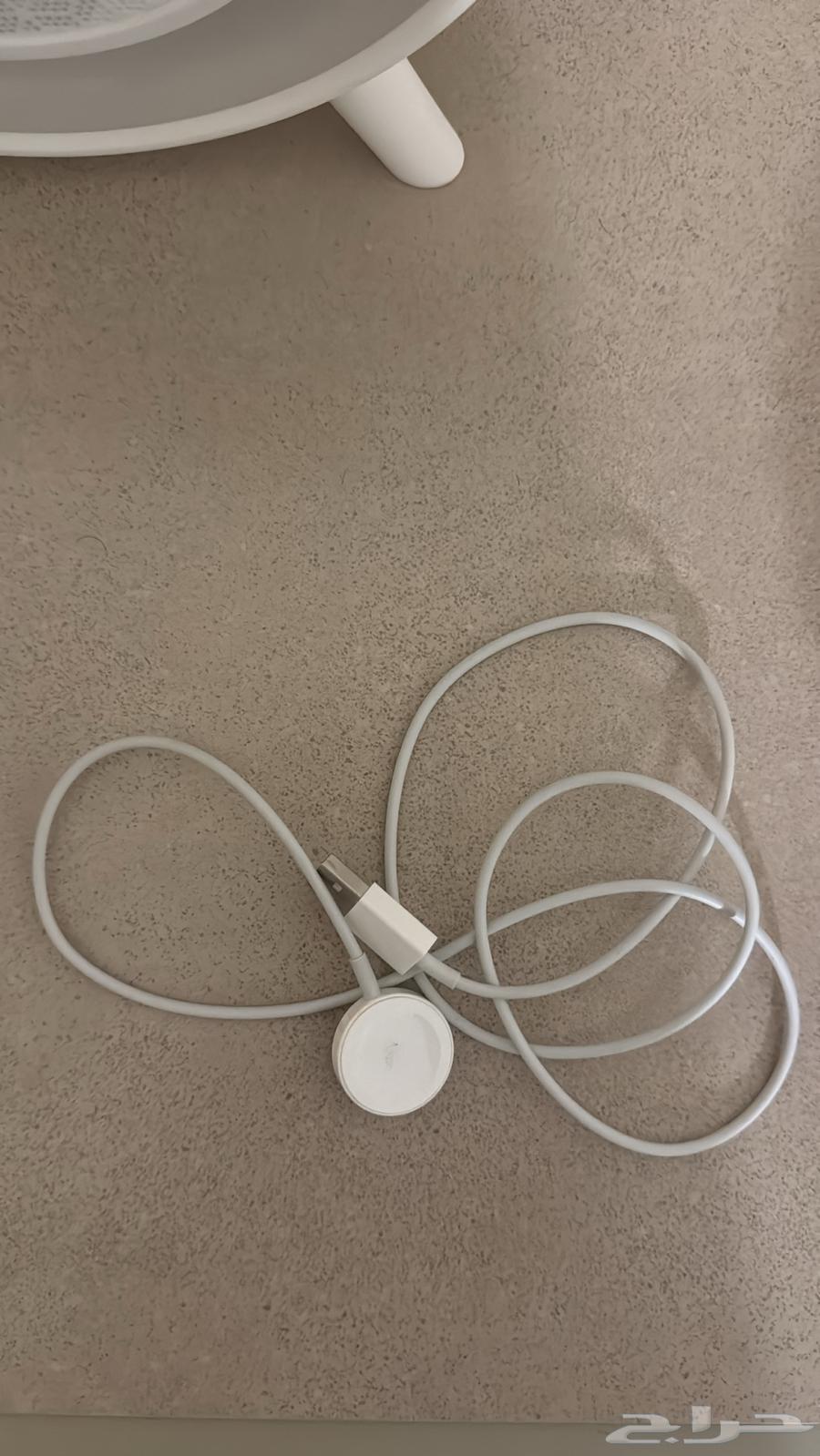 اعلان ساعة آبل واتش64597360720131112