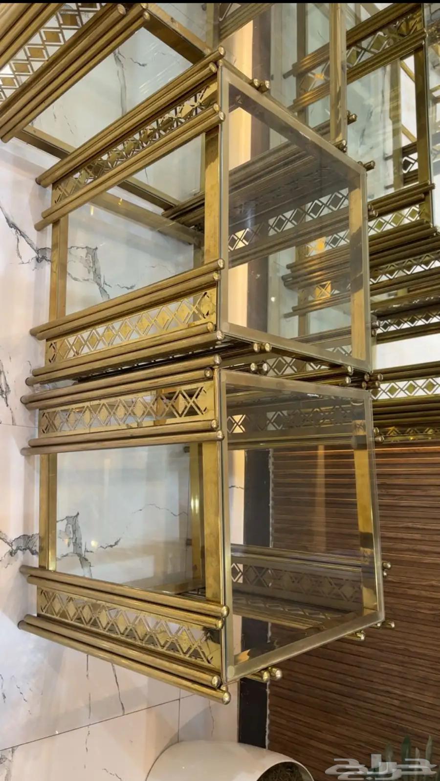 طاولات شبه جديده64598880606594110