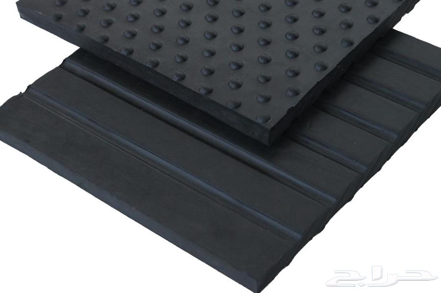 Rubber Flooring for Horse and Sheep Stables64598191229187114