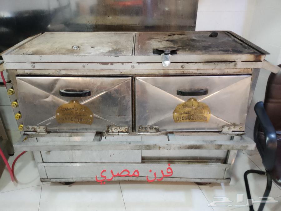 معدات مطعم شبه جديده64598572973697111