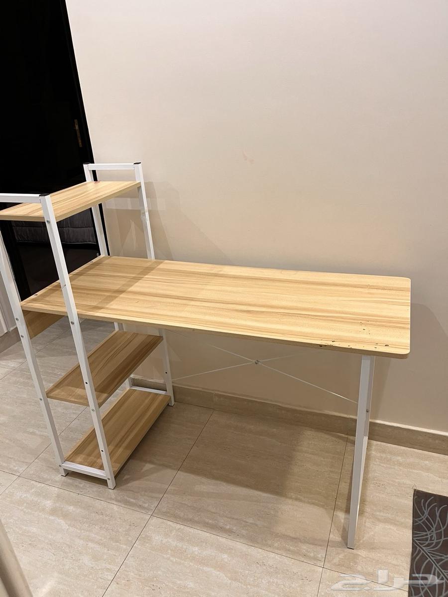 طاولة مكتبيه64598106047875111