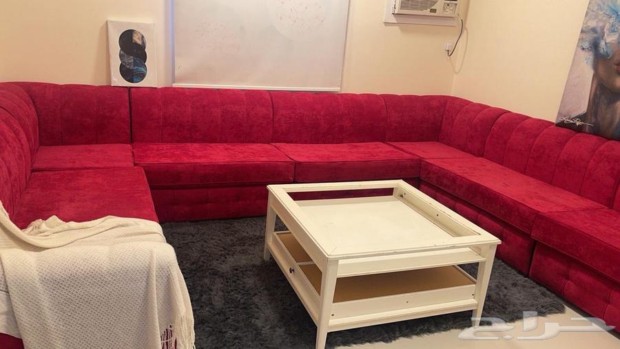 Red sofa, almost new64597715771523110