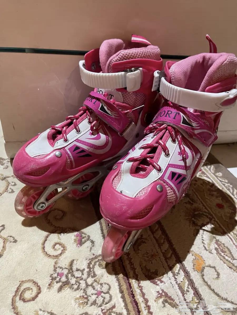 حذاء تزلج للأطفال يتكبر ويتصغر مقاس 34 - 3764596992925441110