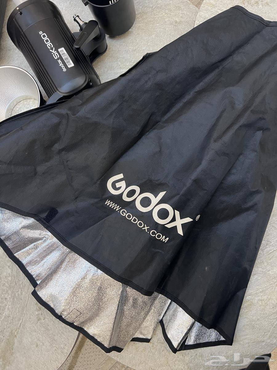 اضاءة تصوير قودكس Sk300 مستخدمه نظيفه مع64597678713859113